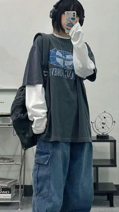 Korean Oversized Outfit, Pakaian Hipster, Tomboy Fits, Baggy Outfits, Baggy Outfit Ideas, Boyish Outfits, Look Grunge, Oversized Outfit, Baggy Clothes