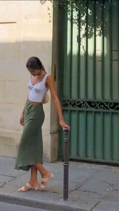 European Fashion Summer, Looks Pinterest, European Summer Outfits, Europe Outfits, Italy Outfits, Vacation Outfits