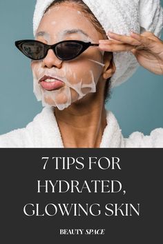 Keeping skin hydrated in a dry climate can be challenging. This guide shares 7 proven tips to hydrate skin, from simplifying your skincare routine to eating water-rich foods. Discover the best ways to hydrate skin and maintain a glowing complexion. Check out these skin hydration tips now! | Skin Care