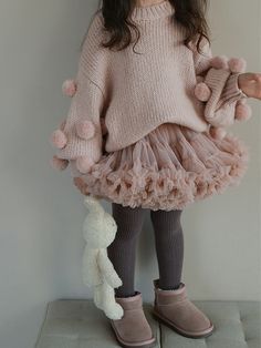 Snuggle In Style Oversized Knit Sweater Pom Pom Balls, Fall And Winter Outfits, Oversized Knit Sweater, Mode Rose, Toddler Fall, Oversized Knitted Sweaters, Zara Kids, Baby Outfits