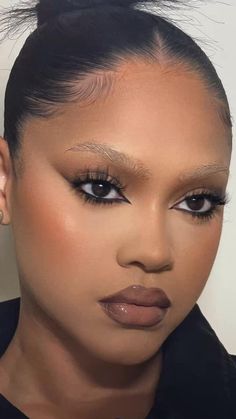 Logan Nicole, Bleached Brows, Makeup For Black Skin, Glam Makeup Look, Dope Makeup, Edgy Makeup, Makeup Eye Looks, Creative Makeup Looks, Glamour Makeup