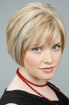 Bob haircut with undercut and fringe - Short bob hairstyles Bob Hairstyles For Fine Hair, Blonde Hair With Highlights, Short Hair Styles For Round Faces, Short Bob Haircuts, Hairstyles For Round Faces