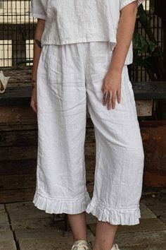 Ruffle Bottom Pant Crop Style, Linen Ruffle Pants Pattern, Outfit Recreation, Bloomer Pants, Linen Slip Dress, Lagenlook Clothing, Crop Style, Linen Pant, Cropped Linen Pants, Ruffle Pants