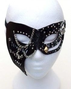 Black Masquerade Mask Women, Eye Mask Design, Black Mask Masquerade, Masquerade Half Mask, Masquarade Mask, Goth Mask, Masquerade Mask Diy, Masquerade Mask Black