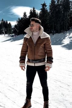 Aviator Outfit Men, Mens Winter Wardrobe, Shearling Jacket Outfit, Winter Fashion Formal, European Fashion Winter, Mens Winter Fashion Outfits, Formal Mens Fashion, Winter Fashion Coats, Men Stylish Dress