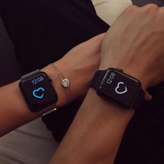 Apple Watch Fitness, Apple Smartwatch, Couple Hands, Couple Watch, Apple Watch Accessories, Watch Wallpaper, Apple Watch Wallpaper