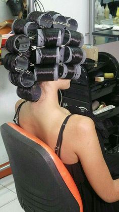 Big Curlers, Slender Shoulders, Roller Set Hairstyles, Roller Sets, Hair Roller, Maintaining Healthy Hair, Hair And Beauty Salon