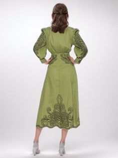 specification Green Spring Dress With Embroidered Sleeves, Green Dress With Embroidered Sleeves For Spring, Green Dresses With Embroidered Sleeves For Spring, Green Floral Embroidered Knee-length Midi Dress, Green Long Sleeve Dress With Embroidered Hem, Fitted Midi Dress With Embroidered Sleeves, Fitted Cotton Dress With Geometric Embroidery, Fitted Long Sleeve Dresses With Geometric Embroidery, Fall Fitted Dress With Intricate Embroidery