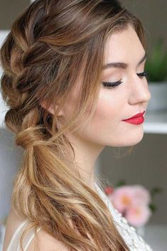 Side Pony Bridal Hair, Side Braid Wedding Hair Bridesmaid, Side Braid Updo Wedding, Bride Side Ponytail, Boho Side Braid Wedding Hair, Wedding Hairstyles Updo With Braid Bridesmaid Hair Side Ponytails, Bridal Hair Side Braid, Wedding Side Hairstyles, Bridesmaid Braided Hairstyles