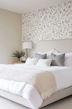 50+ bedroom wallpaper ideas accent wall grey