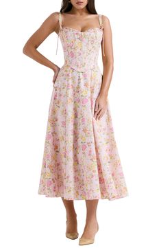 Fall for the enchanting silhouette of this flowery maxi designed with a corseted bodice and a swingy flared skirt. Exclusive retailer Sweetheart neck Sleeveless Lined 65% cotton, 32% nylon, 3% elastane Dry clean Imported Maxi Design, Sweetheart Dress, Pink Floral Print, House Of Cb, Sweetheart Neck, Flared Skirt, Medium Long, Sleeveless Maxi Dress, Nordstrom Dresses