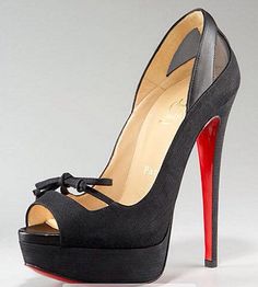 <3 Photography Tattoo, Chic Chic, Red Bottom, Mary Jane Pumps, Crazy Shoes, Shoe Obsession, Fashion Lookbook, Dream Shoes