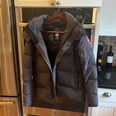 Authentic Canada Goose Men’s Parka Xl Canada Goose Marlow Parka, Canada Goose Replica, Canada Goose Mens Parka, Canada Goose Expedition Parka, Canada Goose Macmillan, Canada Goose Parka, Canada Goose Mens, Outdoor Jackets, Mens Outdoor Jackets