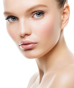 The Best Skin-Care and Anti-Aging Devices and Treatments You Can Use at Home Skin Care Routine For 20s, Skin Care Devices, Anti Aging Beauty, Skin Care Brands, Skin Care Remedies, Cool Ideas, Anti Aging Skin Products, Aging Skin Care, Night Cream