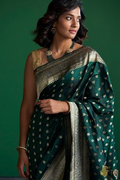 Bottle Green Silk Saree, Bottle Green Saree, Engagement Saree, Banaras Sarees, Couple Wedding Dress, Modern Saree, Womens Wedding Dresses, Ethnic Sarees, Green Saree