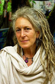 Oregon Country Fair, Advanced Style, Wise Women, Ageless Beauty, Wild Woman, Aging Beautifully, Modern Hairstyles, Aging Gracefully, Older Women Hairstyles