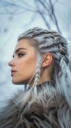 19 Viking Hairstyles for Women with Short Hair: Unleash Your Inner Warrior This Halloween Viking Costume Hair, Wedding Viking Braids, Viking Braid Updo, Viking Woman Photoshoot, Assassin Hairstyle Women, Irish Hairstyles For Women, Viking Dreadlocks Women, Women Viking Braids, Edgy Updos For Long Hair