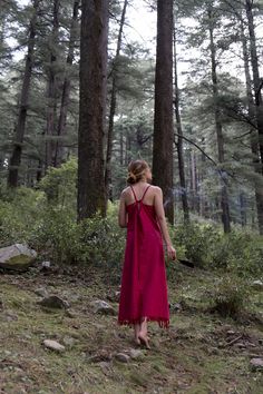 Beautiful red Ahimsa silk dress with handmade fringe Soft and light fabric with rustic texture. Two strings on the shoulders and two loops on the back makes it perfectly adjustable for body shape and size. Perfectly fitting sizes from S to M. Also available in off white, beige and black. https://www.etsy.com/listing/829486694/off-white-ahimsa-silk-fringe-dress?ref=shop_home_active_62&frs=1&cns=1 https://www.etsy.com/listing/799057855/black-ahimsa-silk-fringe-dress-organic?ref=shop_home_a Natural Boho, Fringe Dress, Organic Clothing, Long Summer Dresses, Silk Top, Boho Tops, Black Crop Tops, Linen Dress, Mulberry Silk