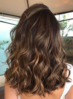 Brown Hair Looks, Brown Hair Inspo, Brunette Hair With Highlights, Brunette Balayage Hair, Brown Hair Balayage, Hair Stylies, Balayage Brunette, Hair Inspiration Color, Pinterest Pin