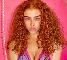 Straight Blonde Hair, Soft Makeup, Fame Dr, Color Inspo, Unique Beauty, Hair Inspo Color, Redheads, Curly Hair, Natural Hair