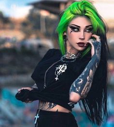 Emo Hairstyles Long, Veri Gislena, Goth Girl Hair, Gothic Hair Color, Emo Hair Color, Gothic Hairstyles, Cute Hair Colors, Goth Hair