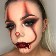 Creepy Halloween Makeup Ideas, Creepy Clown Makeup, Pelottava Halloween, Halloween Makeup Look, Clown Halloween Costumes