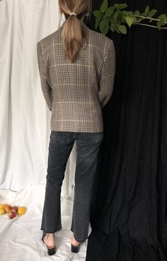 "A lovely Women Plaid Blazer | Vintage Beige Plaid Wool | Silk Suit Jacket for Women SIze L Composition 72% wool, 26% silk, 2% lurex . Lining: 52% acetate, 48% viscose Armpit to armpit: 51 cm | 20\" Waist: 88 cm | 34.6\" Length: 64 cm | 25\" Sleeves: 60 cm | 23.6\" In excellent condition. This vintage outfit for women is photographed on a 36 size model (bust: 88 cm|35\", waist: 68|26\" cm, hips: 88 cm|35\", height: 1,68 m|5.5ft) There are more cool vintage clothing for women in our fine fabrics Beige Wool Blazer For Fall, Beige Tweed Jacket For Office In Fall, Beige Tweed Blazer For Fall, Fall Wool Beige Blazer, Fall Beige Tweed Blazer, Formal Beige Tweed Jacket For Fall, Tailored Beige Tweed Jacket For Fall, Beige Blazer For Fall Tailoring, Vintage Beige Tweed Jacket For Fall