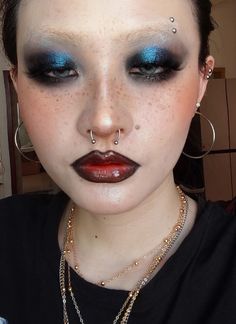 Editorial Face Paint, Gothic Angel Makeup, Halloween Rave Makeup, Hooded Eyes Alt Makeup, Red Hooded Eye Makeup, Brown Eye Blue Makeup, Blue Vampire Makeup, Gothic Blue Makeup, Weird Eyeshadow Looks