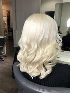 #blondehairstyles #waves Beach Blonde Hair, Perfect Blonde Hair, Colored Hair Tips, Cabello Hair