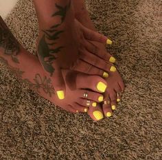 pedicure | toe nail polish | wedding pedicure | summer pedicure | winter pedicure | spring inspired pedicure | fall pedicure | toe nail art | pedicure designs | french tip pedicure | pretty pedicures | nails | nail art | beautiful nail art | nail art design | beauty | instagram pedicure | tumblr pedicure | pedicure ideas | yellow pedicure Beach Toe Nails, Yellow Toe Nails, Yellow Nail Art, Yellow Nail, Toe Nail Color, Acrylic Toes, Pretty Toe Nails, Diy Acrylic Nails, Slime Videos