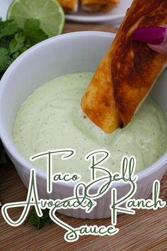 creamy taco bell avocado ranch sauce Copycat Bww Ranch, Taquitos Sauce Recipe, Taco Bell Copycat Recipes Sauces, Taco Bell Avocado Verde Salsa, Taco Bell Jalapeno Cream Sauce, Taco Bell Avocado Ranch Sauce, Taquito Sauce, Taco Bell Creamy Jalapeno Sauce