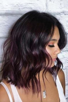 Plum Hair Color Ideas, Plum Hair Dye, Plum Hair Color, Hair Color Guide, Hair Color Plum, Dyed Tips, Hair Dye Tips, Rambut Brunette, Plum Hair