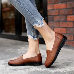 Yarely Women's Loafer Shoes | Ultrasellershoes.com – Ultra Seller Shoes Moccasin Flats, Pattern Shoes, Loafer Shoes Women, Sewing Fashion, Casual Flat Shoes, Women Oxford Shoes, Flats Shoes, Casual Flats, Trendy Style