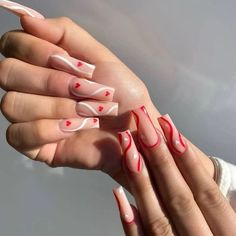 These are the perfect Valentine’s Day nails to wear to a party or a date! Ballet Nails, Nails Yellow, Fake Nails With Glue, Girls Nails, Nail Art Hacks, False Nail, Diy Manicure, Nail Arts, Artificial Nails