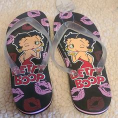 Super Cute Betty Boop Flip Flops Never Worn! Ew With Tags. Weird Discoloration Inside Bottom Side "Betty" Cut Out As Pictured Betty Boop Pink, Zeus Tattoo, Floral Flip Flops, Printed Flip Flops, Womens Slides Sandals, Black Slides, Wedge Flip Flops, Womens Slides, Betty Boop