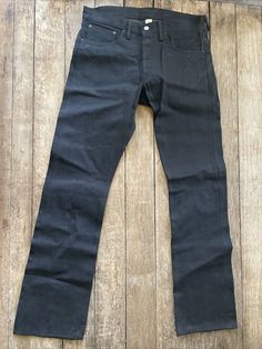 This pair of men's RRL Double RL jeans is a must-have for any denim enthusiast. Made from 100% cotton with a shuttle woven accent, these slim-fit jeans feature a button fly closure and a medium fabric wash. The selvedge detailing adds a touch of style to the classic blue denim color. With a waist size of 29 and an inseam of 32, these jeans have a regular size type and are made in the United States. The RRL product line ensures top-notch quality and durability that is sure to last. Add these jeans to your wardrobe for a timeless and versatile look. Double Rl, Denim Color, Selvedge Denim, Colored Denim, Slim Fit Men, Classic Blue, Slim Fit Jeans, Waist Size, Fit Jeans