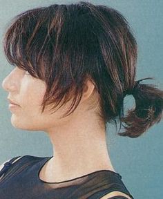 heavy fringe, short hair Sporty Ponytail, Ponytail Haircut, Heavy Bangs, Cute Ponytail Hairstyles, Short Hair Ponytail, Short Ponytail, Straight Ponytail, Hot Hair Styles, Cute Hairstyles For Short Hair