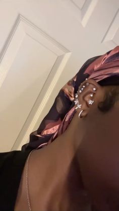 Ear Piercings Black Women, Piercings Corps, New Ear Piercing