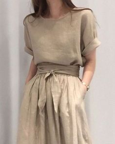 Minimal Stil, Mode Boho, Minimalist Dresses, Trendy Fashion Outfits, Neutral Fashion, Black Prom Dresses, Summer Trends, Linen Clothes