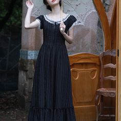 “Black” as if the night had fallen and you were enveloped in a world of silence. A striped dress with white lace embroidery on the neckline and cuffs. It has a loose drape and allows you to tie a ribbon at the back. Give off an enchanting aura. 
 
 ＜Size＞ 
 
 S size 
 
 Length: 116cm 
 Bust: 84cm 
 Waist: 68cm 
 Sleeve length: 10cm 
 
 M size 
 
 Length: 118cm 
 Bust: 88cm 
 Waist: 72cm 
 Sleeve length: 11cm 
 
 L size 
 
 Length: 120cm 
 Bust: 92cm 
 Waist: 76cm 
 Sleeve length: 12cm Queen Embroidery, How To Tie Ribbon, Lace Embroidery, Black Queen, In A World, Striped Dress, White Lace, Aura, Sleeve Length