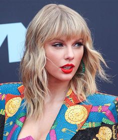 Round Face Long Bob, Taylor Swift Short Hair, Taylor Swift Haircut, Taylor Swift Bob, Long Bob Hairstyles For Thick Hair, Long Bob Cuts, Bob Hairstyles For Round Face, Long Bob With Bangs, Lover Era