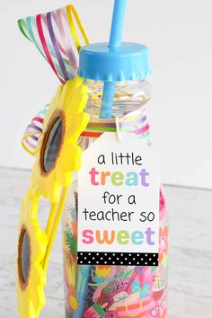 printable teacher gift tags Free Teacher Gift Tags, Free Teacher Appreciation Gifts, Gift Card Tree, Teacher Appreciation Gifts Printables, Unique Teacher Appreciation Gifts, Printable Teacher Appreciation, Staff Appreciation Gifts