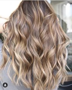 Natural Blonde Hair With Balayage, Dark Blonde And Copper Hair, Mouse Blonde Hair With Highlights, Autumn Hair Color Blonde Highlights, Blonde From Brunette, Carmel Blonde Balayage, Warm Ash Blonde Hair, Brunette Winter Hair, Level 7 Hair