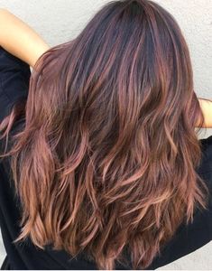 Rose Brown Hair Might Be the Prettiest Summer Trend for Brunettes Subtle Rose Gold Balayage Brunette, Brown Hair With Pink Balayage, Rose Brown Balayage, Rose Brown Hair, Balayage Hair Rose, Rose Gold Hair Brunette, Brilliant Brunette, Gold Balayage, Rose Gold Balayage