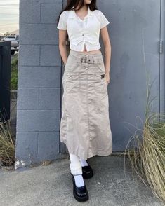 y2k Grey Midi Skirts Big Pockets Low Waisted Sashes Vintage Cargo Skirts Women Streetwear Prepply Long Skirt Outfit, Midi Skirt Y2k, Skirt Outfits Aesthetic, Jean Skirt Outfits, Midi Skirt Outfit, Long Skirt Outfits, Outfits Modest, Winter Skirt Outfit