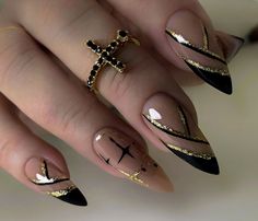 Festival Nails Black, Black N Gold Nails, Dark Wedding Nails, Clear Glitter Nails, Gold Gel Nails, Elegant Nail Art, Nails Design With Rhinestones, Nails Only