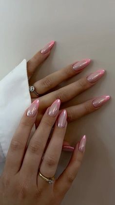 Basic Almond Acrylic Nails, Clean Summer Nails, Italian Nails Trends, Paznokcie Hello Kitty, Kutek Disney, Unghie Sfumate, Chrome Nails Designs, Nagel Tips