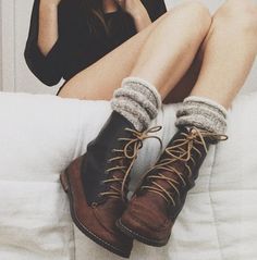 boots + socks Tokyo Street Fashion, Poses References, Grunge Style, Fall Collection, Gyaru