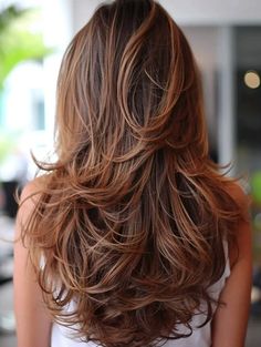 Classic Layered Haircut, Longer Length Hair With Layers, Long Layered Haircuts Straight, Long Layered Curly Haircuts, Long Hair Trends, Haircut Inspo, Long Shag Haircut, Hairstyles For Layered Hair