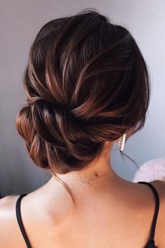 Up Dos For Medium Hair, Best Wedding Hairstyles, Long Hair Wedding Styles, Trendy Wedding Hairstyles, Low Bun, Updo Hairstyles, Penteado Cabelo Curto, Wedding Hairstyles Updo, Wedding Updo